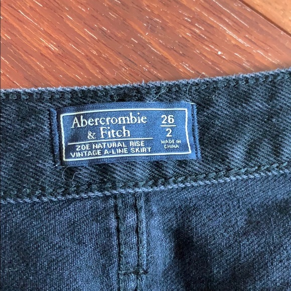 Meet your Posher, Hailey - Picture 1 of 1